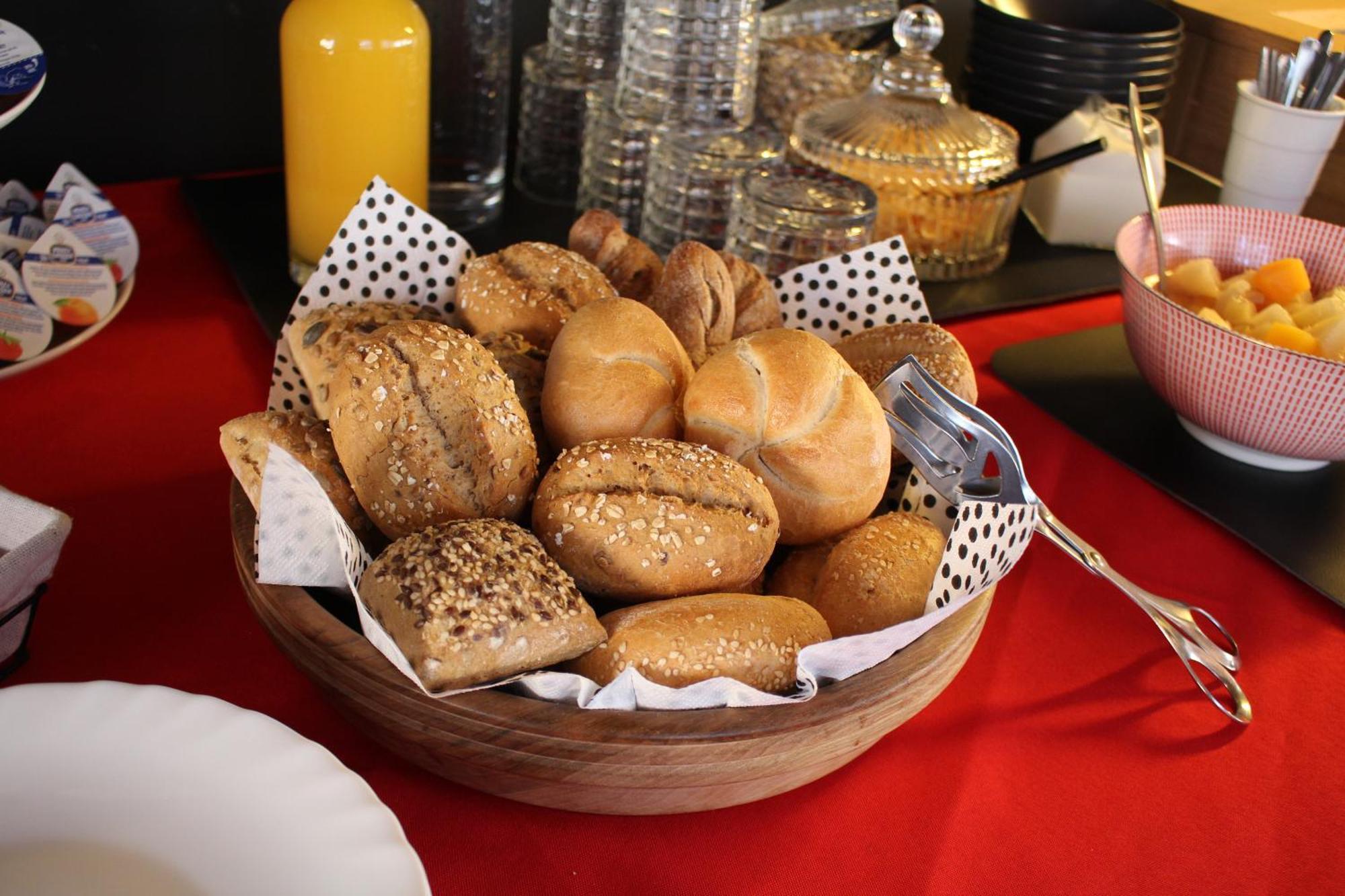 Garni Unterwegguetl Bed & Breakfast Naturns Bagian luar foto
