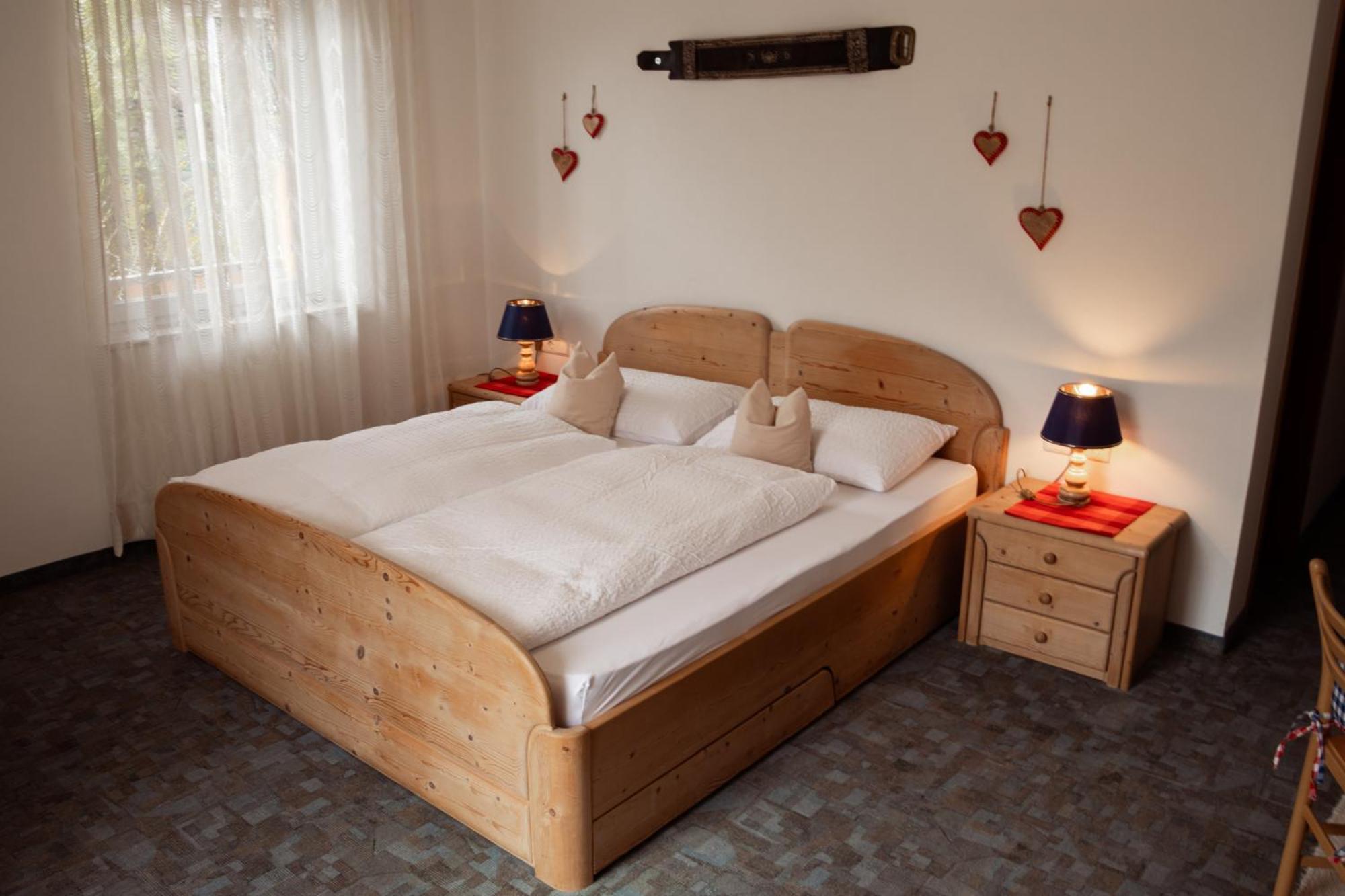 Garni Unterwegguetl Bed & Breakfast Naturns Bagian luar foto